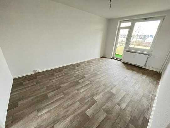 Neu sanierte Familienwohnung mit Balkon