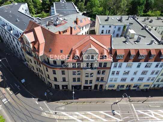 Helle Bürofläche in denkmalgeschütztem Altbau zu vermieten