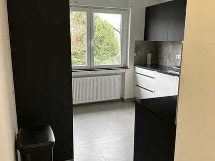 Vollständig renovierte (teilmöblierte) 3-Zimmer-Wohnung in Bonn
