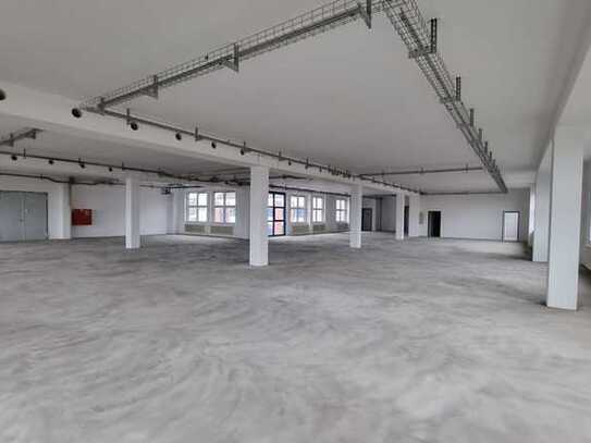 Geräumige Büro- /Lager- und Produktionsflächen in Berlin-Marzahn | ca. 600 m² | PROVISIONSFREI!