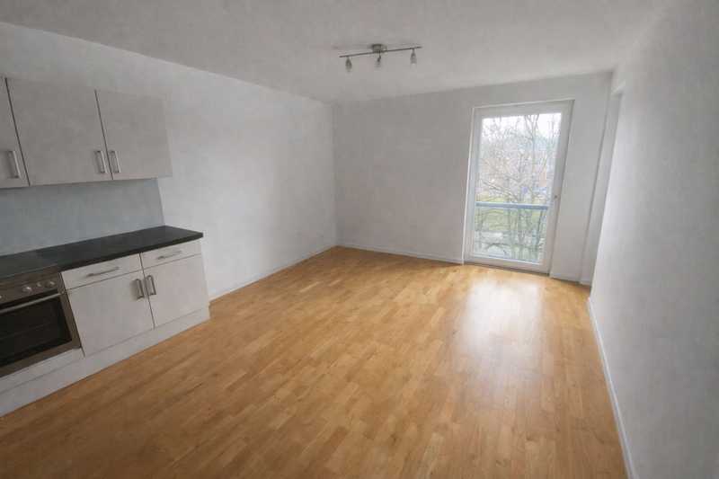 Luxuriöse 2-Zimmer-Wohnung im 2. OG mit Balkon in Leipzig Zentrum-Ost