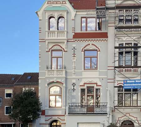 Traumhafte 2,5-Zimmer-Wohnung mit Weserblick in kernsaniertem Altbau