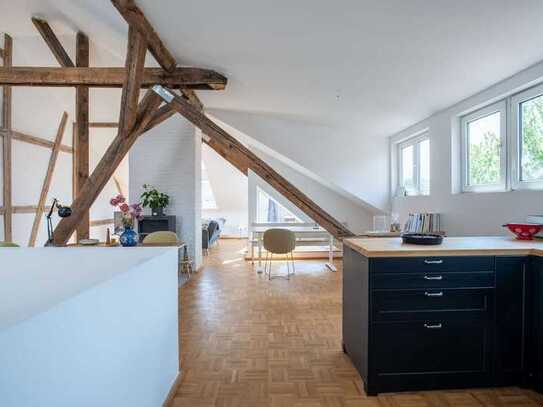 Loftige Maisonettewohnung in Kiezlage! Mit Kamin und Dachterrasse nahe Bergmannstr und Viktoriapark