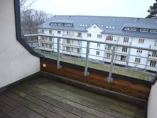 Wohnen über zwei Etagen am Heimgarten + -Dachterrasse - Frei ab 1.5.25