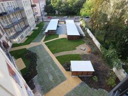 //Carport-Stellplatz in Zentrum-Nord//