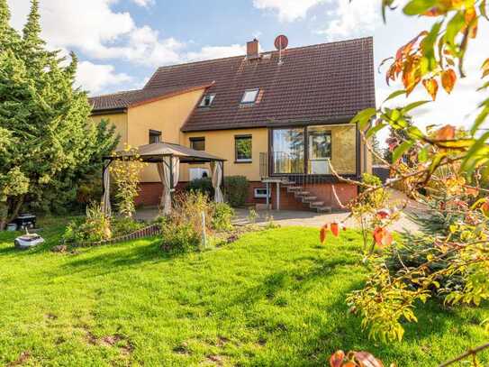 Einfamilienhaus in Rätzlingen mit zweiter Einheit (z.B. für Gewerbe)