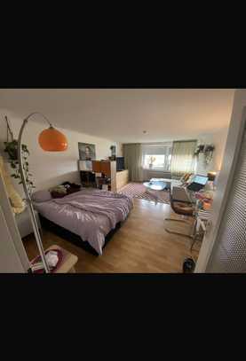 1 Zimmer Wohnung mit separater Küche