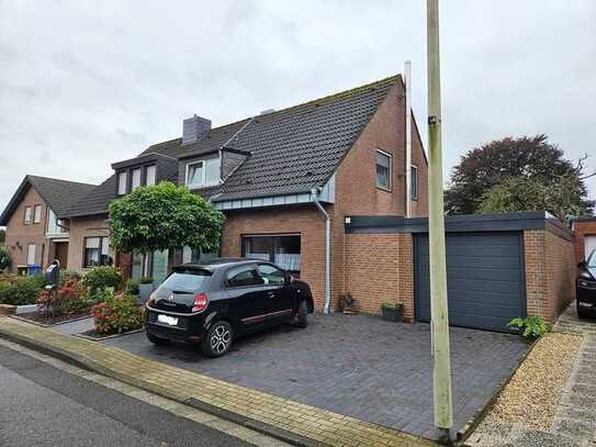 Modernes Einfamilienhaus in Niederkrüchten /Oberkrüchten mit Garage und Garten