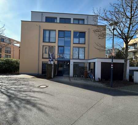 Helle 3-Zimmer-Wohnung in Ratingen mit Balkon & Tiefgaragenstellplatz