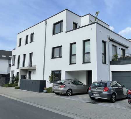 Luxus Wohnung in einem traumhaften 5-Familienhaus in Rodgau's Neubaugebiet zu vermieten