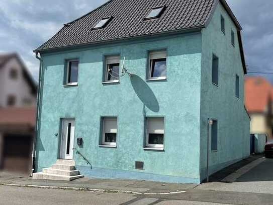 Stilvolles Einfamilienhaus mit 1 Garage in Kaltenbrunn