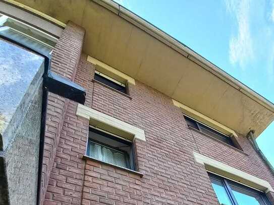 Solides Mehrfamilienhaus in gefragter Lage