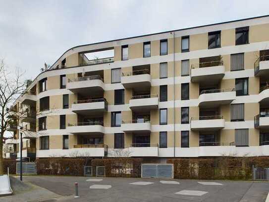 Penthouse mit Rheinblick (und 2 TG-Stellplätzen) in Bayenthal