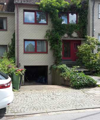 Preiswertes 7-Raum-Haus in Aachen Steinebrück