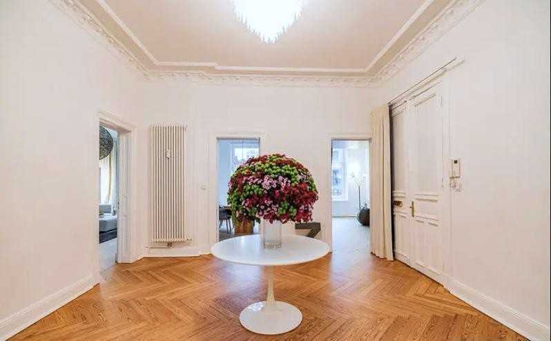 HISTORSICHER KLASSIKER IN TOPLAGE AUF DER UHLENHORST