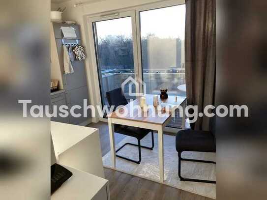 Tauschwohnung: 2-Zimmer-Wohnung mit Balkon gegen kleinere