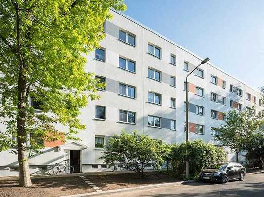 3-Raum-Wohnung mit Balkon und Badewanne