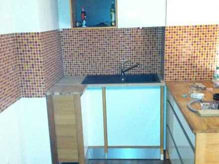 Helle, geräumige 1-Zimmer-Wohnung mit Einzelgarage in Zollstock, Köln