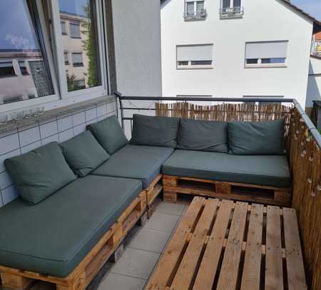 Aldingen: Große 2,5-Zimmer-Whg. mit Südwestbalkon