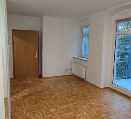 1.5 Raumwohnung mit EBK, Balkon und Parkett in Chemnitz Bernsdorf