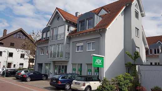 Gepflegte 3,5-Raum-Maisonette-Wohnung mit Balkon und Einbauküche in Walldorf