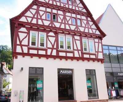 Moderne 1-Zimmer-Wohnung mit Dachterrasse