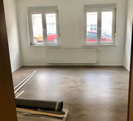 Vollständig renovierte, ebenerdige 3,5-Raum-Wohnung nahe Essen-Zentrum