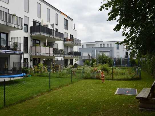 *Gilching - Neuwertige, exklusive Dachterrassenwohnung mit 4 Zimmer
