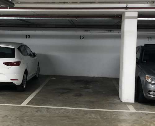 +++ sehr gut gelegener Tiefgaragenstellplatz in abgeschlossener Anlage +++