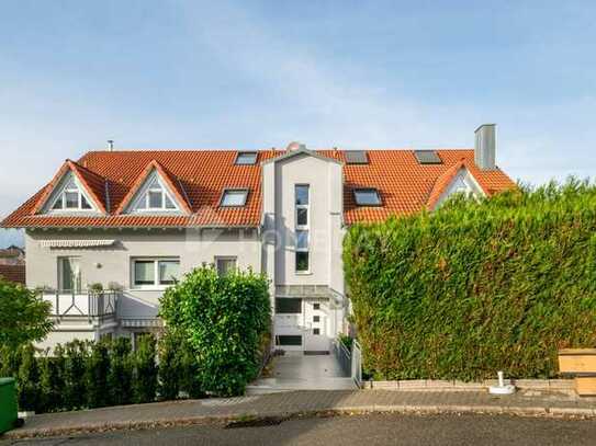 Großzügige Etagenwohnung mit einem Balkon in begehrter Karlsbader Lage