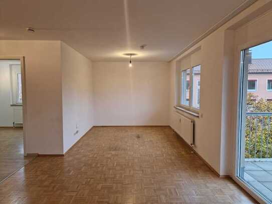 Deggendorf Zentrumsnah Helle und geräumige 2,5-Zimmer-Wohnung mit Balkon