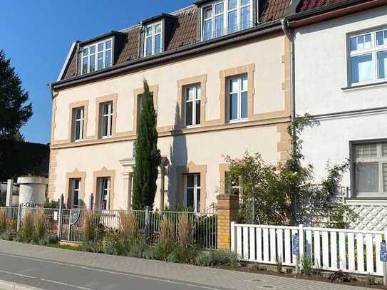 Stilvolle, vollständig renovierte 3-Zimmer-Wohnung in Teltow, frei ab sofort