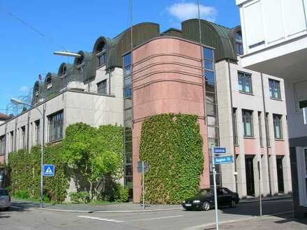 Büro/Praxisräume mit Lagerräume, auch Teilflächen in Lörrach-Stadt zu vermieten