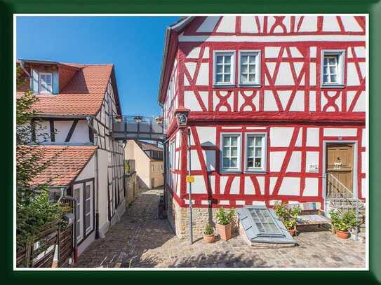 Reifferscheid - 2 Häuser, eine Brücke, ein Preis - Fachwerkensemble in historischer Altstadt