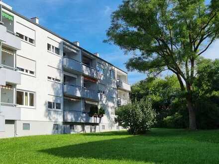 Neu Renovierte 3,5-Zimmer-Wohnung in Neuhausen a.d.F. mit Balkon