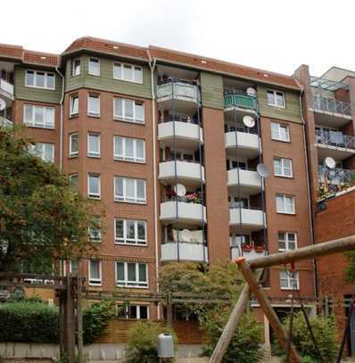 Schöne 2-Zimmer-Wohnung mit Balkon in verkehrsgünstiger Lage in Neugraben