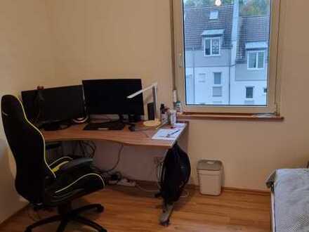 Zimmer in 3er WG, zentrale Lage