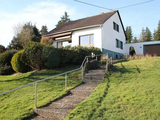 Haus in sonniger Lage mit großzügigem Grundstück