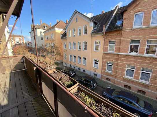 BS-östl. Ringgebiet - 6 Zi.-Altb.-Whg. mit Parkett, Balkon u. Gartenbenutzung, Nähe Husarenstr.