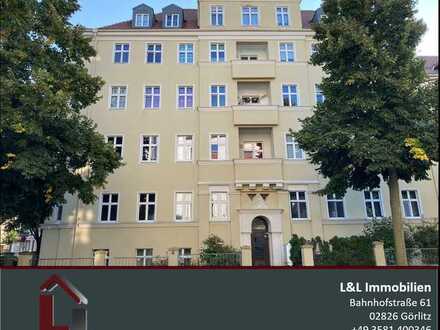 Genügend Platz für 2 Personen in schnuckeliger Südstadtwohnung mit Balkon!
