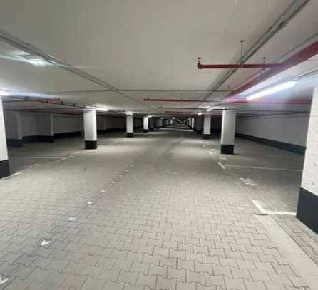 Tiefgaragenstellplatz in bester Lage am HBF zu vermieten!