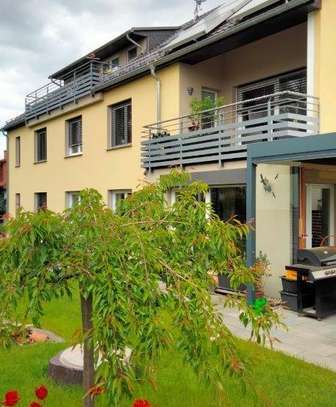 individuelle schöne 2,5-Raum-DG-Wohnung mit Dachterrasse undWeitblick