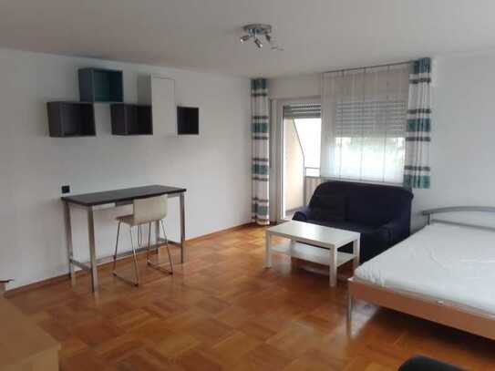 Ideal für Kapitalanleger und Eigennutzer: 1-Zimmer-Apartment mit Balkon in sehr guter Lage