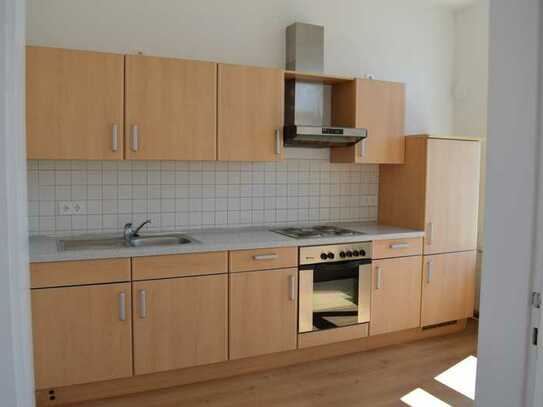 "Tolle " 2 Zimmer-Wohnung mit Einbauküche im Altbau in Hof