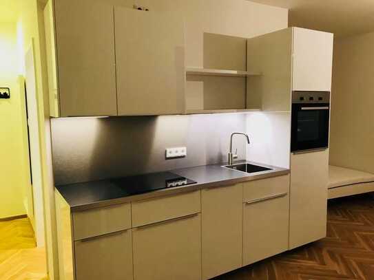 Beautiful, quiet furnished studio (1 bedroom) apartment in Maxvorstadt/MUC center