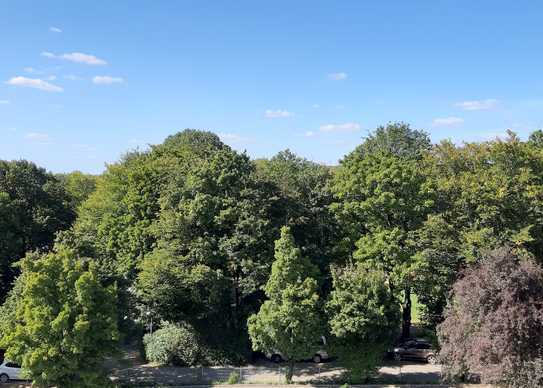 Stilvolle, gepflegte 3-Zimmer-Wohnung mit Balkon und EBK in Göppingen