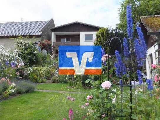 Großes Einfamilienhaus mit traumhaftem Garten!