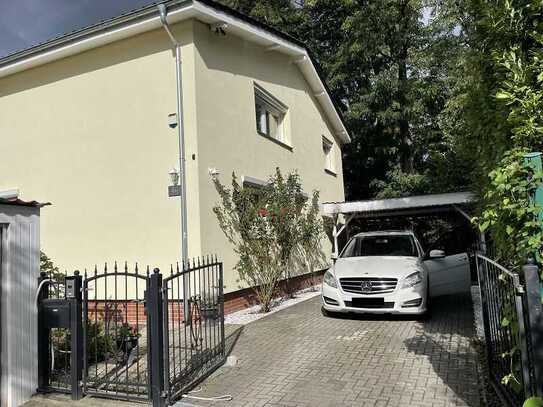 Günstiges 7-Zimmer-Haus mit EBK in Berlin Wittenau (Reinickendorf)