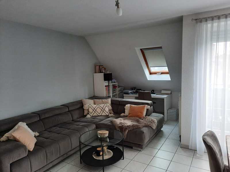                                                               moderne 2 ZW Maisonette in Ffm-Harheim mit Tiefgaragenplatz                                                       in Harheim (Frankfurt am Main)