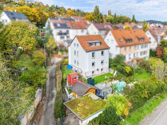 Mehrgenerationenhaus oder Anlageobjekt mit großem Grundstück